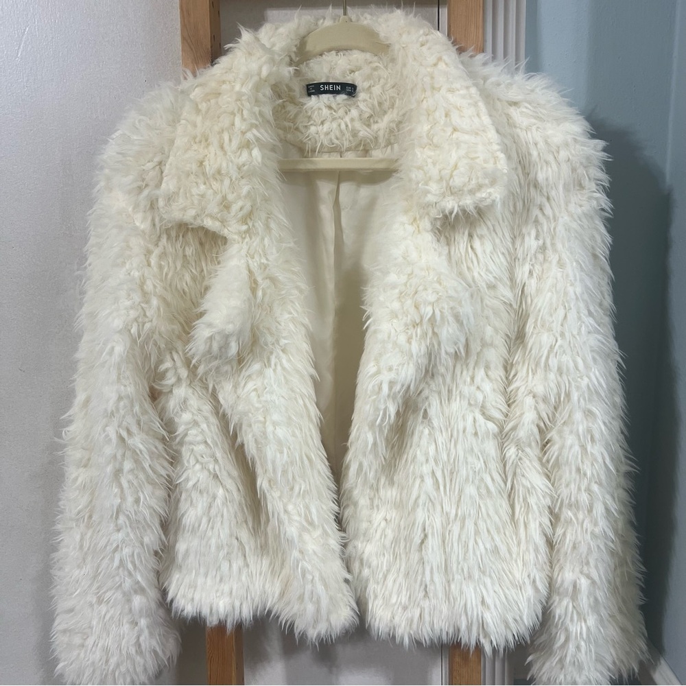 SHEIN Women's Plush Cream Teddy Jacket